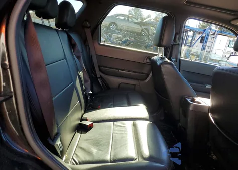 2011 Ford Escape Xlt z USA, uszkodzony, nr VIN 1FMCU0DG1BKB14262